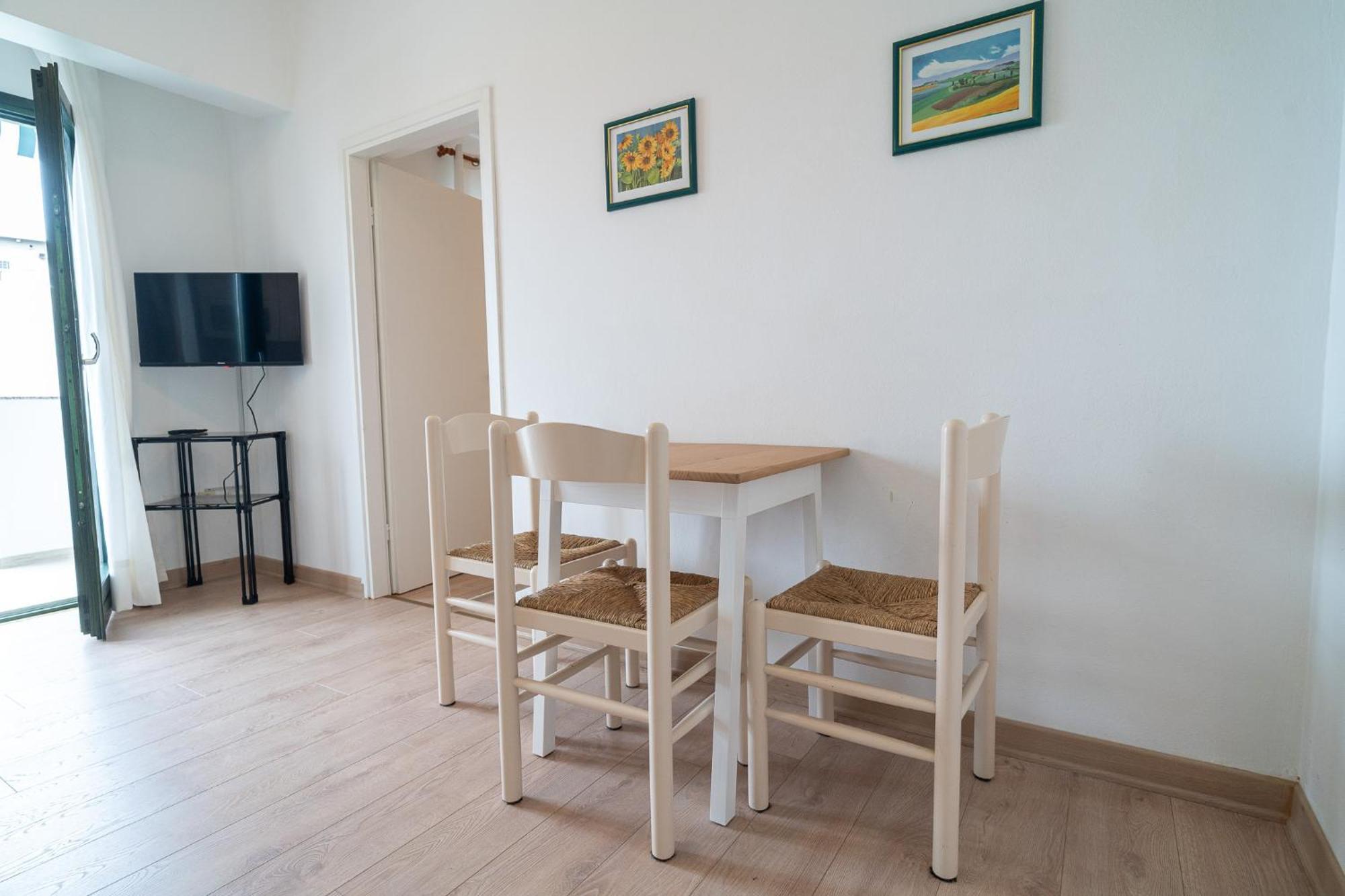 Leisure Apartment *